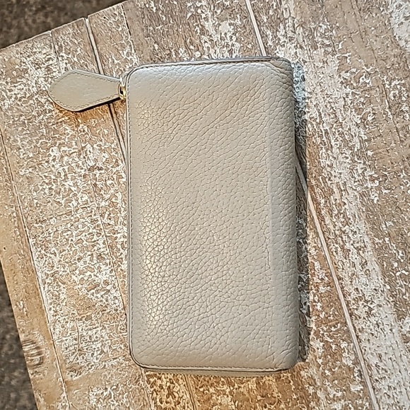 Louis Vuitton Comete Wallet Women's Veau Cachemire Leather Long Wallet - Picture 2 of 16